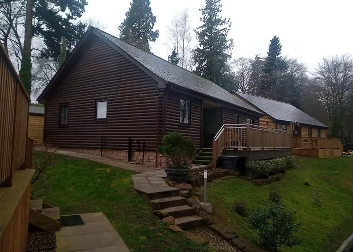 Charming Lodge Cosy Comfortable Ideal Location