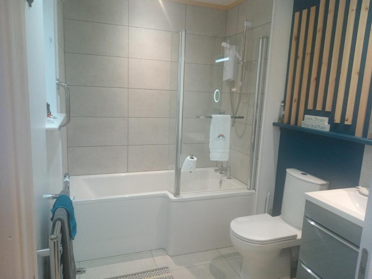Charming Cosy Comfortable Ideal Location Holiday home *