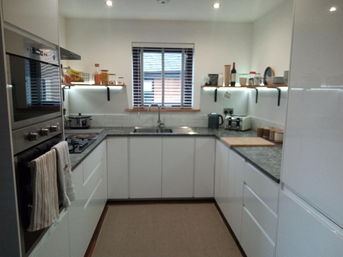 Charming Cosy Comfortable Ideal Location Holiday home